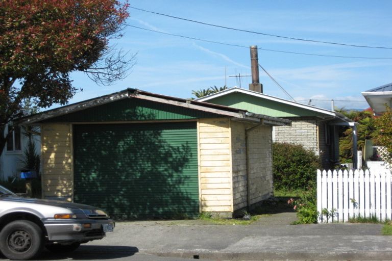 Photo of property in 81 Russell Street, Westport, 7825