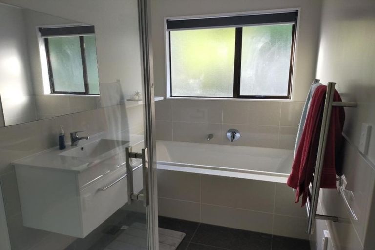 Photo of property in 19 Spyglass Lane, Whitby, Porirua, 5024