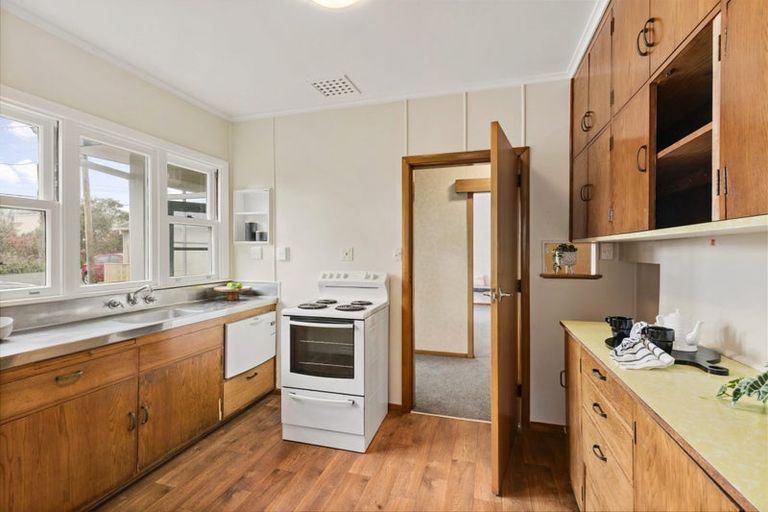 Photo of property in 54 Beauchamp Street, Karori, Wellington, 6012