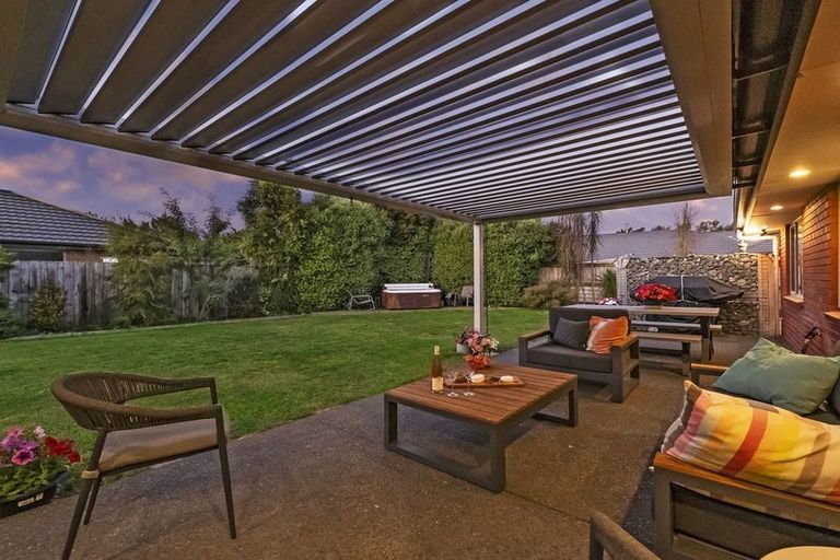 Photo of property in 12 Oak Tree Lane, Rolleston, 7614