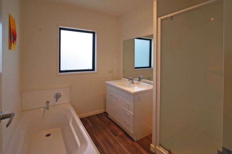 Photo of property in 52b Brois Street, Frankleigh Park, New Plymouth, 4310