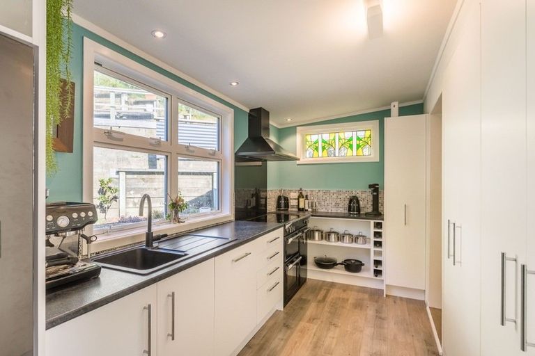 Photo of property in 56 Cluny Road, Plimmerton, Porirua, 5026