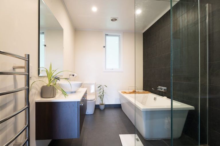 Photo of property in 21 Thornley Street, Titahi Bay, Porirua, 5022