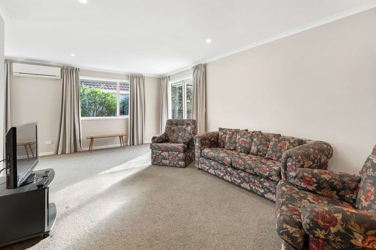 Photo of property in 24a Rata Street, Roslyn, Palmerston North, 4414