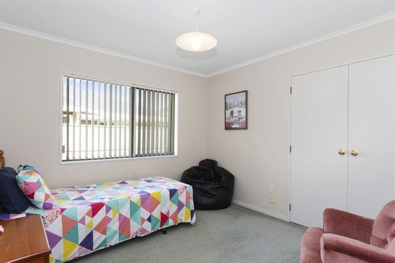Photo of property in 6 Banksia Dell, Mount Maunganui, 3116