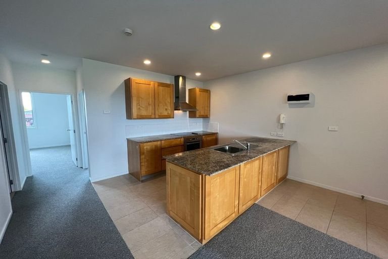 Photo of property in 1/63 Kestev Drive, Flat Bush, Auckland, 2016