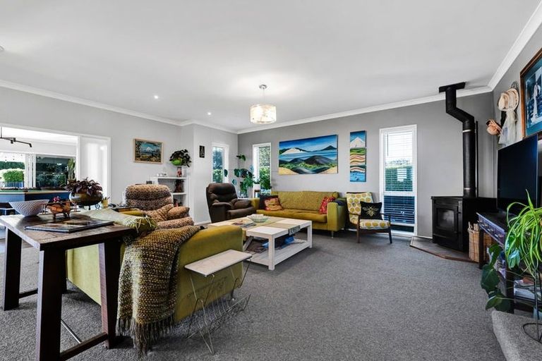 Photo of property in 51 Wilson Road, Urenui, 4375