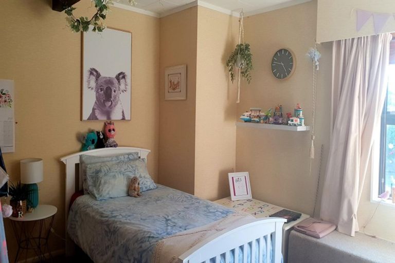 Photo of property in 49 Langdale Avenue, Paraparaumu, 5032