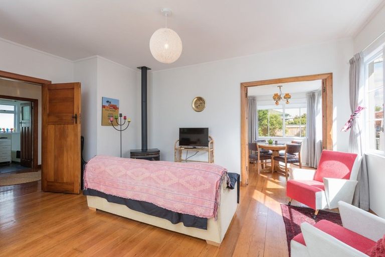 Photo of property in 17 Tasman Street, The Wood, Nelson, 7010