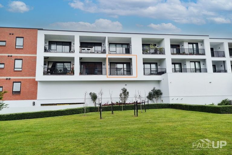 Photo of property in 116/81 Mapou Road, Hobsonville, Auckland, 0616