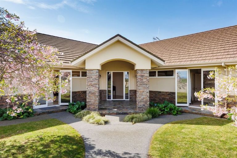 Photo of property in 47 Cummerfield Road, Foxton, 4891