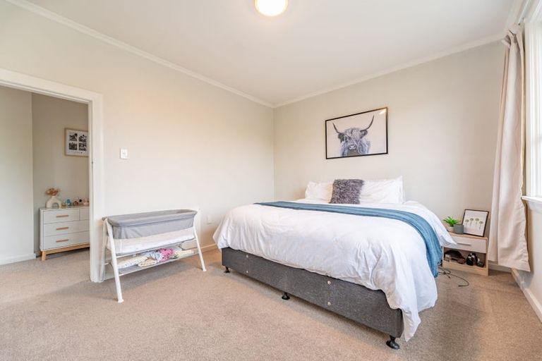 Photo of property in 37 Avenue Road, West End, Timaru, 7910