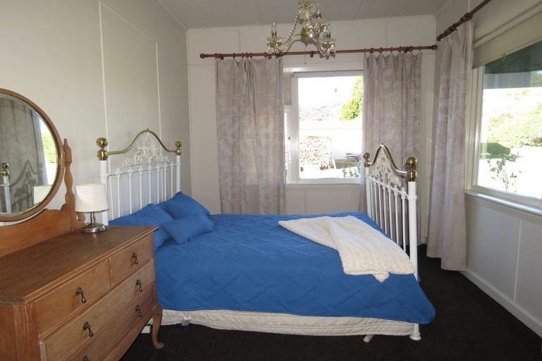 Photo of property in 74 Church Street, Reefton, 7830