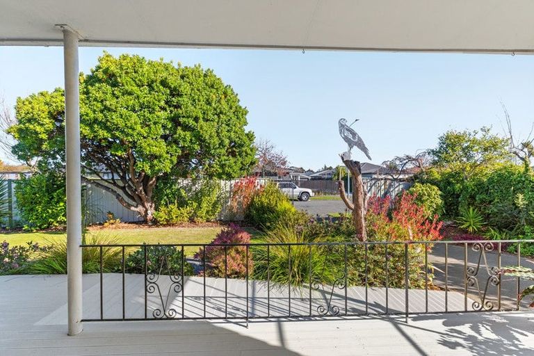 Photo of property in 48 Orrick Crescent, Avondale, Christchurch, 8061