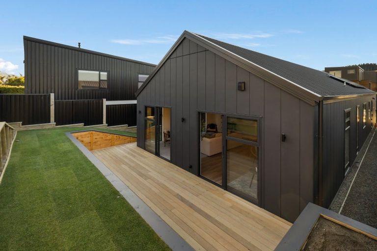 Photo of property in 199 Aubrey Road, Wanaka, 9305