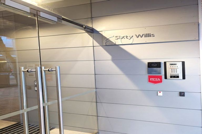 Photo of property in Gerondis Bldg Apartments, 305/60 Willis Street, Wellington Central, Wellington, 6011