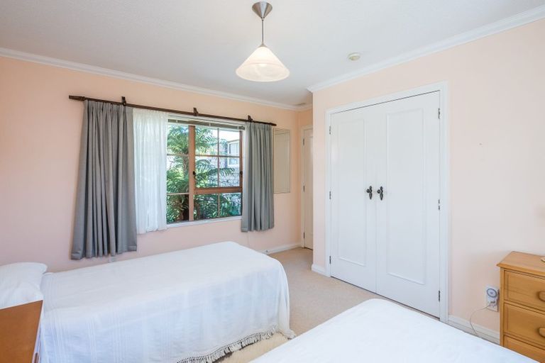 Photo of property in 16 Richmond Avenue, Waikanae, 5036