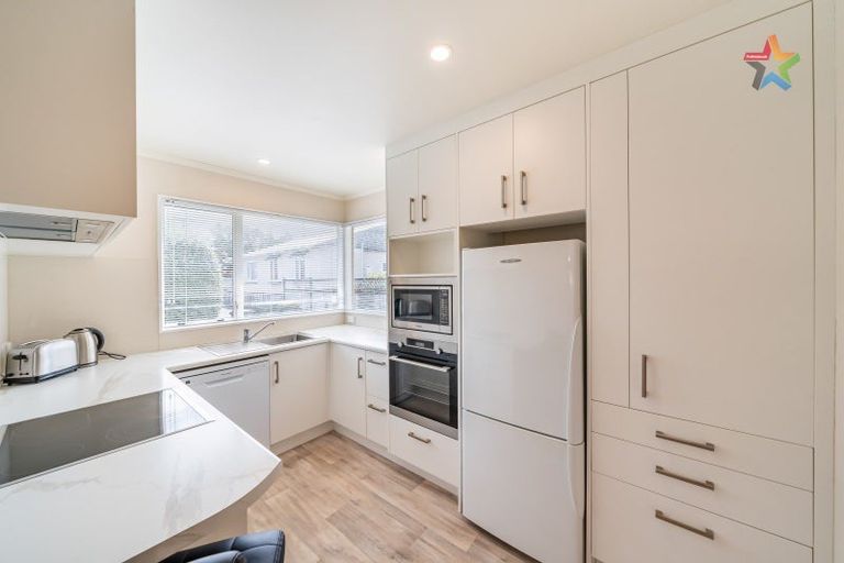 Photo of property in 104b Waiwhetu Road, Waterloo, Lower Hutt, 5011