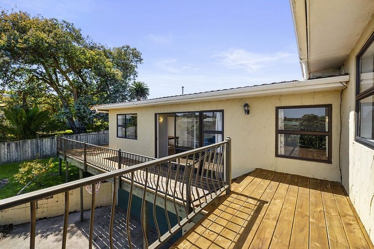 Photo of property in 18 Norwich Avenue, Spotswood, New Plymouth, 4310