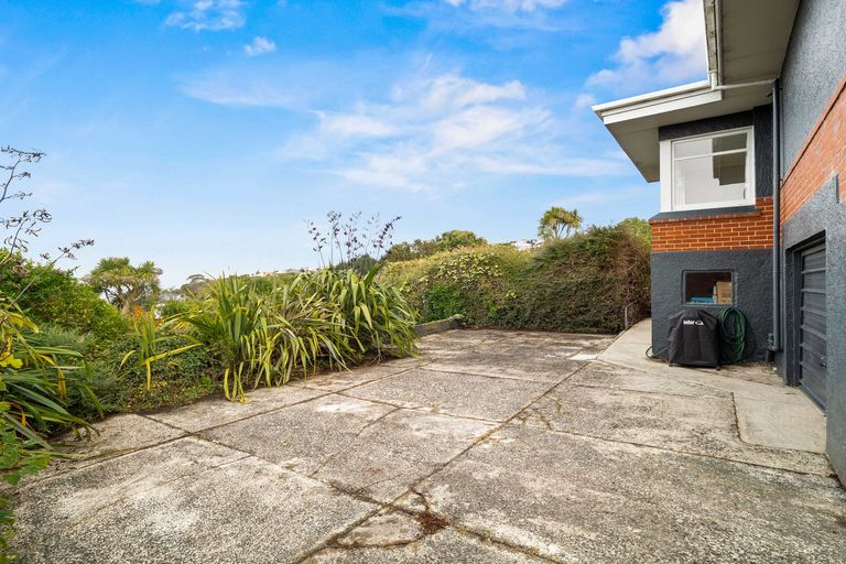 Photo of property in 141 Easther Crescent, Kew, Dunedin, 9012