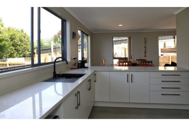 Photo of property in 23 Hallmark Rise, Bethlehem, Tauranga, 3110