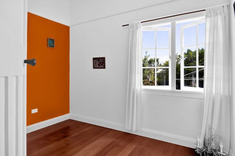 Photo of property in 21 Egmont Street, Patea, 4520