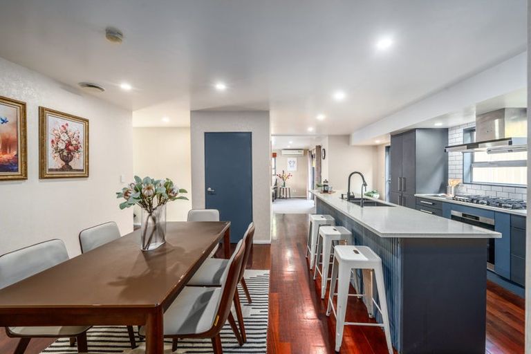 Photo of property in 59 Amesbury Drive, Churton Park, Wellington, 6037