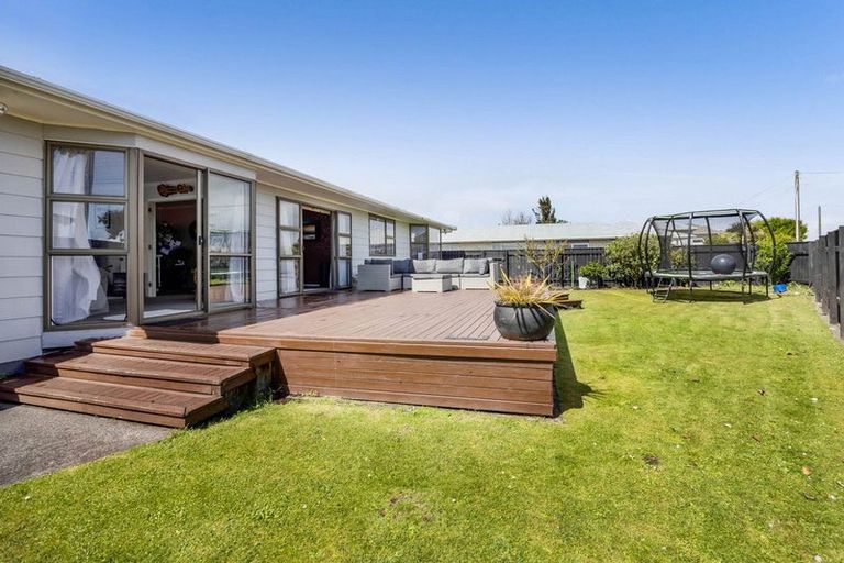 Photo of property in 70 Camberwell Road, Hawera, 4610