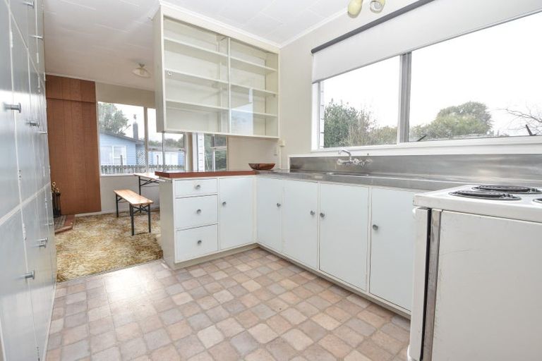 Photo of property in 6a Tait Place, Carterton, 5713