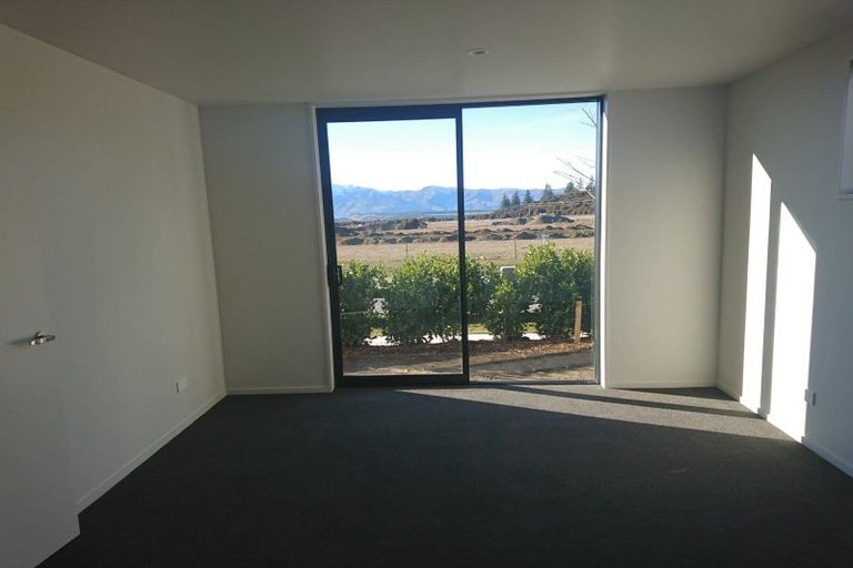 Photo of property in 32 Glen Dene Crescent, Wanaka, 9305