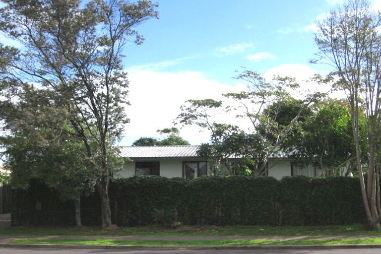 Photo of property in 5 Marinich Drive, Ranui, Auckland, 0612