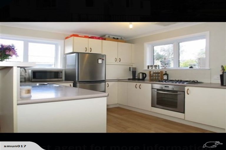 Photo of property in 106 Broderick Road, Johnsonville, Wellington, 6037