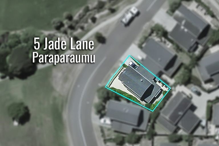 Photo of property in 5 Jade Lane, Paraparaumu, 5032