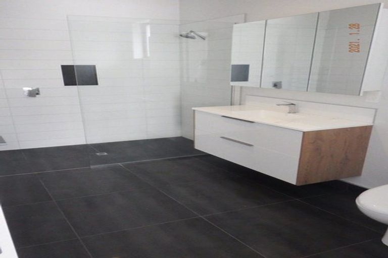 Photo of property in 62 Stace Hopper Drive, One Tree Point, 0118