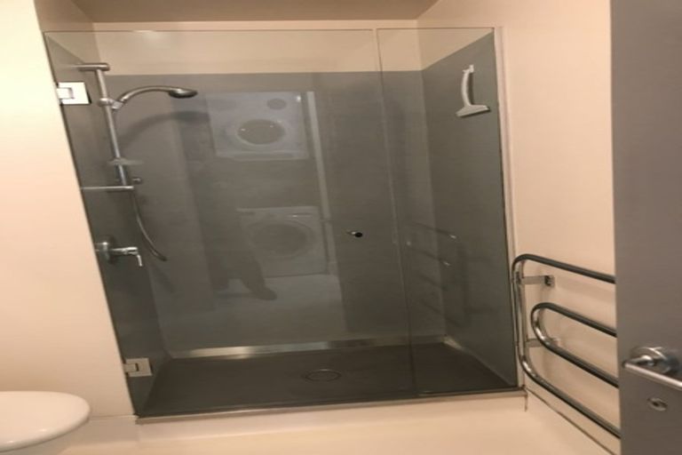 Photo of property in St Pauls Apartments, 111/43u Mulgrave Street, Thorndon, Wellington, 6011