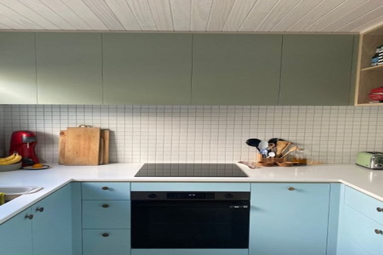 Photo of property in 2/129 Champion Street, Edgeware, Christchurch, 8013