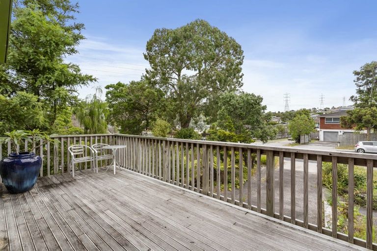 Photo of property in 20 Reynella Drive, Massey, Auckland, 0614