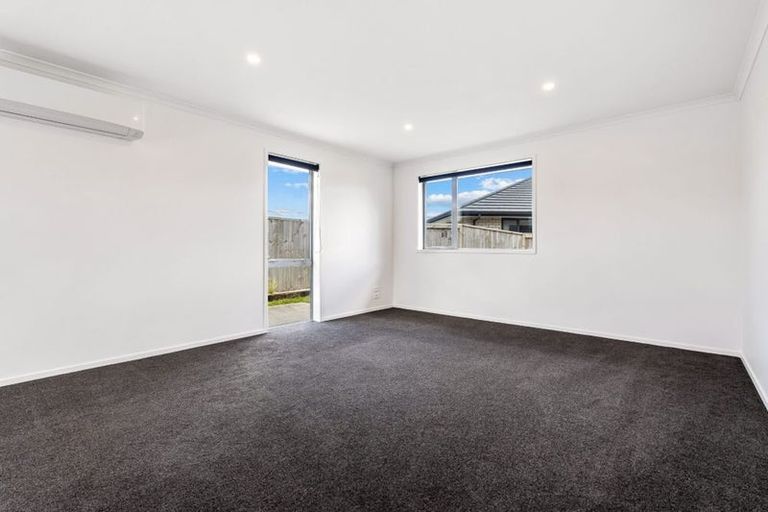 Photo of property in 12 Saint Michaels Crescent, Kelburn, Wellington, 6012