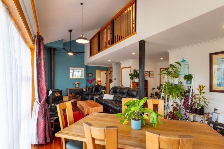 Photo of property in 77 Mclean Street, Woodville, 4920