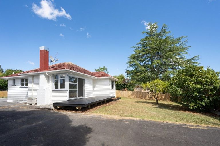 Photo of property in 494 Swanson Road, Ranui, Auckland, 0612