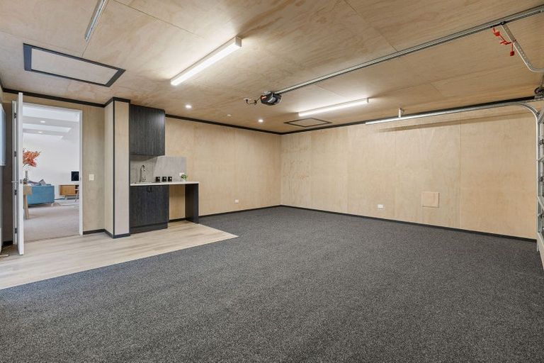 Photo of property in 22 Tapley Close, Halfway Bush, Dunedin, 9010