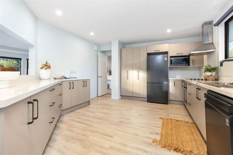 Photo of property in 2/58 Innes Road, St Albans, Christchurch, 8052