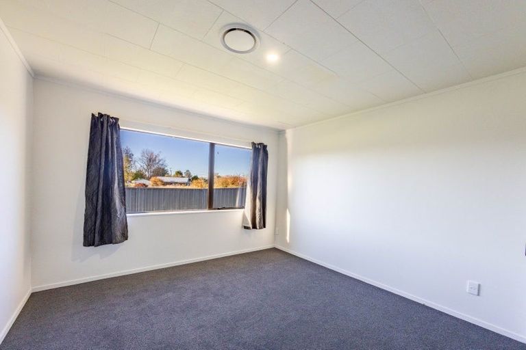 Photo of property in 20 Shanly Street, Waipawa, 4210