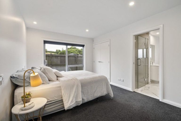 Photo of property in 2 Serenity Crescent, Kelvin Grove, Palmerston North, 4414