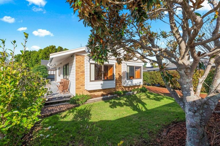 Photo of property in 9 Melanie Place, Orewa, 0931