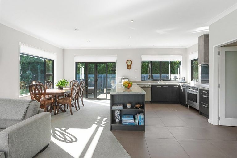 Photo of property in 9 Rexwood Estate, Carterton, 5713