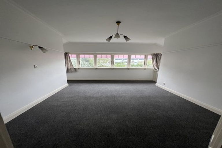 Photo of property in 11 Rolleston Street, Mount Cook, Wellington, 6021