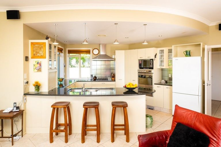 Photo of property in 57 Hikanui Drive, Havelock North, 4130