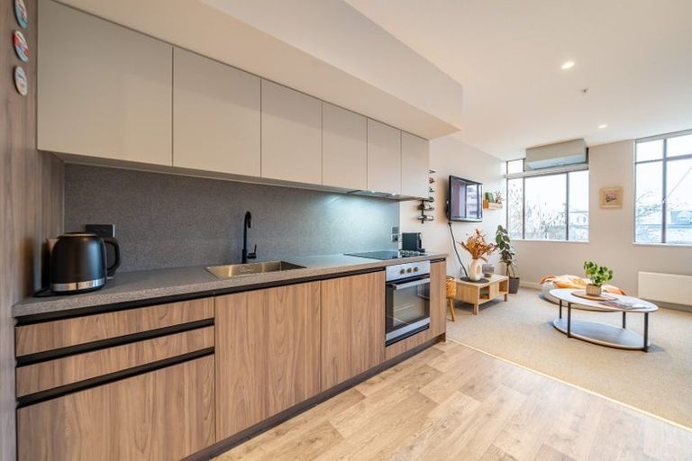 Photo of property in Unit 107,l1, 107/14 Laings Road, Hutt Central, Lower Hutt, 5010
