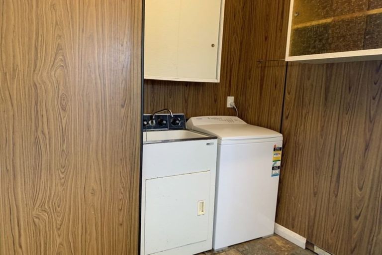 Photo of property in 19 Melville Street, Waipawa, 4210